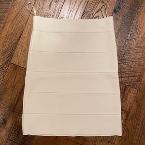 BCBGMAXAZRIA SIMONE TEXTURED POWER skirt